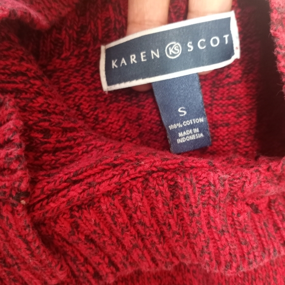 Karen Scott Red Cowl Neck Tunic Gold Buttons Sweater - Picture 3 of 3